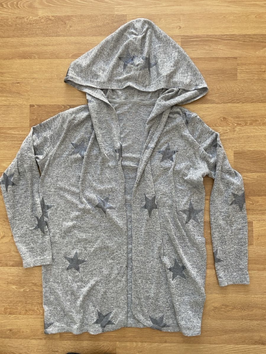 Kleiderpakete & -sets: Pullover/Jäckli Set, Gr. 152 – Gebraucht aus Ehrendingen von CalvineT 1