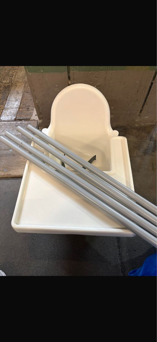 Ikea Seggioloni: Ikea Hochstuhl – Usato da Frauenkappelen venduto da SSCN01