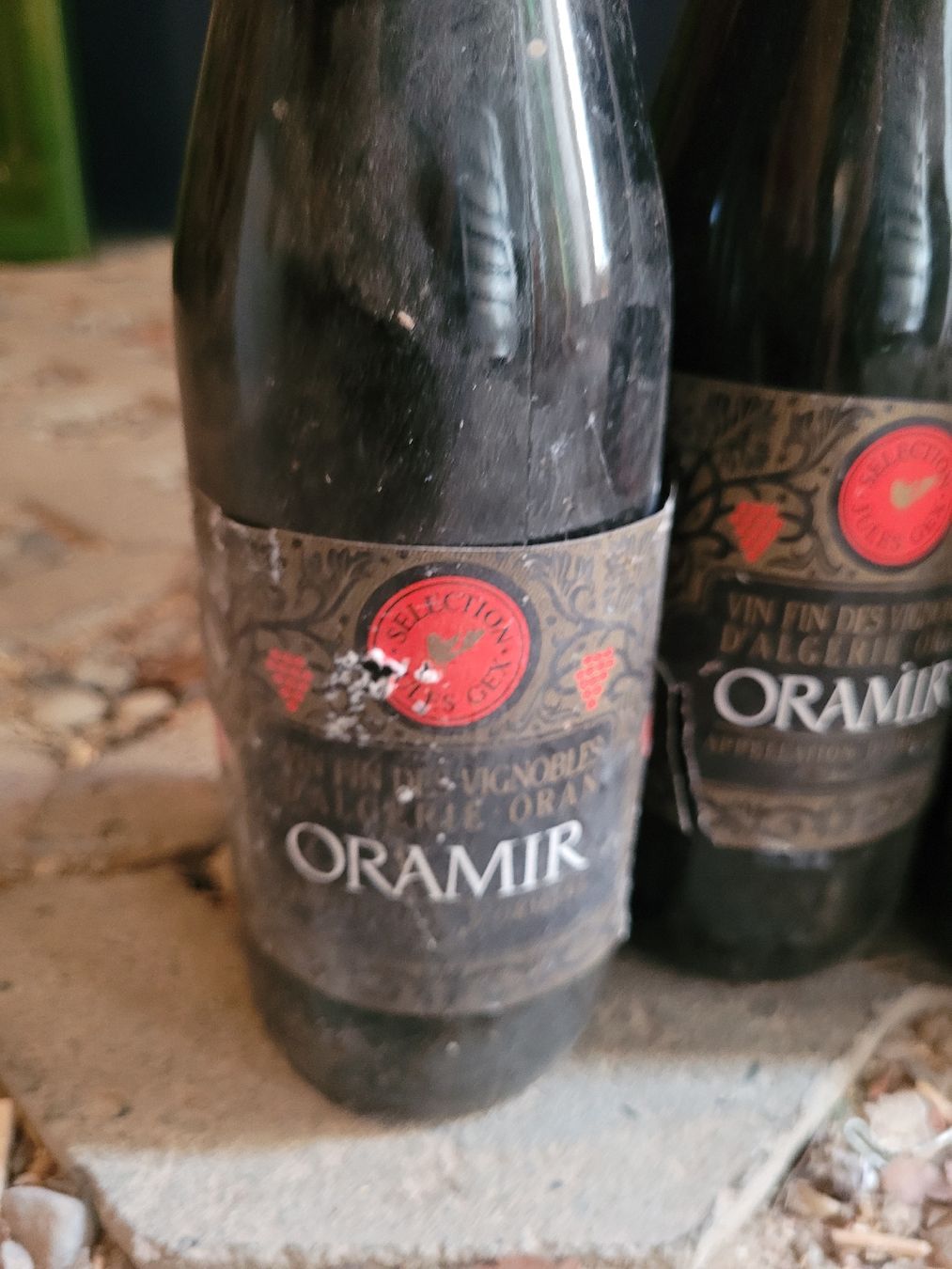 Vino: A vendre vin d'Algerie – Usato da Dompierre FR venduto da audrey011113 1