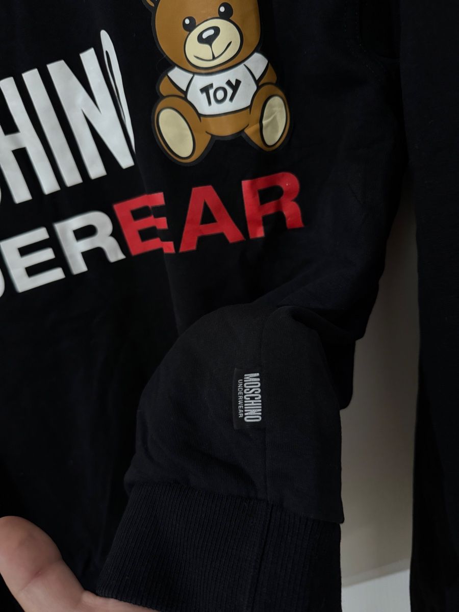 Moschino Blusen: Moschino Underbear Pullover schwarz Grösse M Damen Oryginal – Gebraucht aus Wetzikon ZH von Jan_wojt 2
