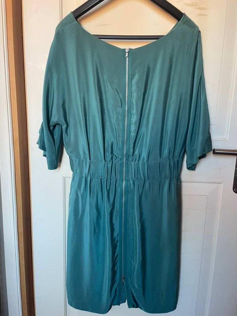 Cos Robes: Seidenkleid von COS – D'occasion à Thusis par suh_5qmg 1