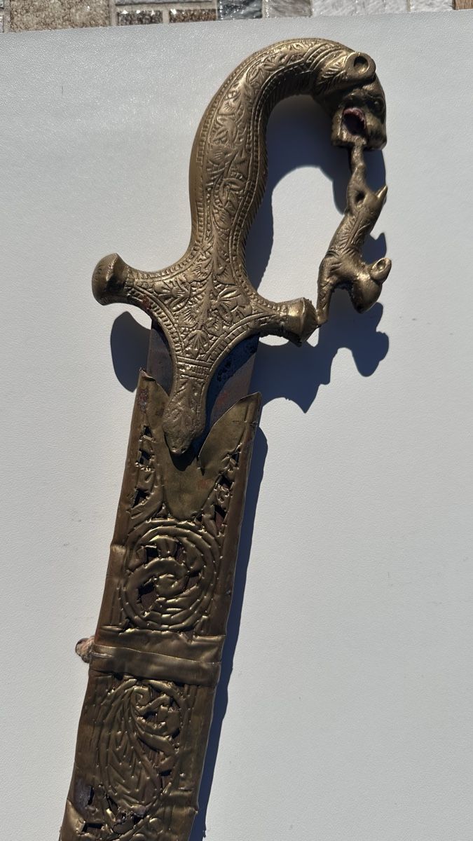Altre raccolte & rarità: Sabre ancien avec fourreau décoratif - Objet de collection – Usato da Massongex venduto da SwissDistributor 3