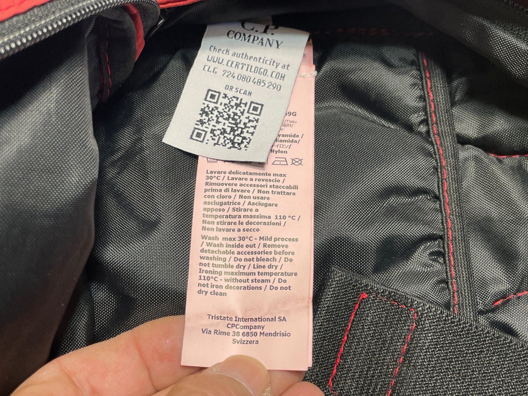 Zaini: CP Company Backpack – Usato da Zürich venduto da le_souk 4