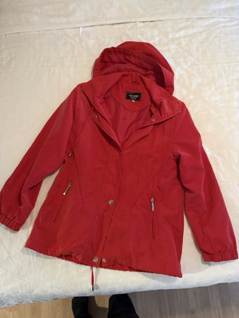 Damen Jacke mit Kapuze rot Grösse M