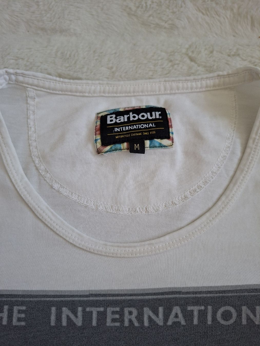 T-shirts: T-shirt Barbour blanc taille M  – D'occasion à Renens VD par ser_j2fn 4