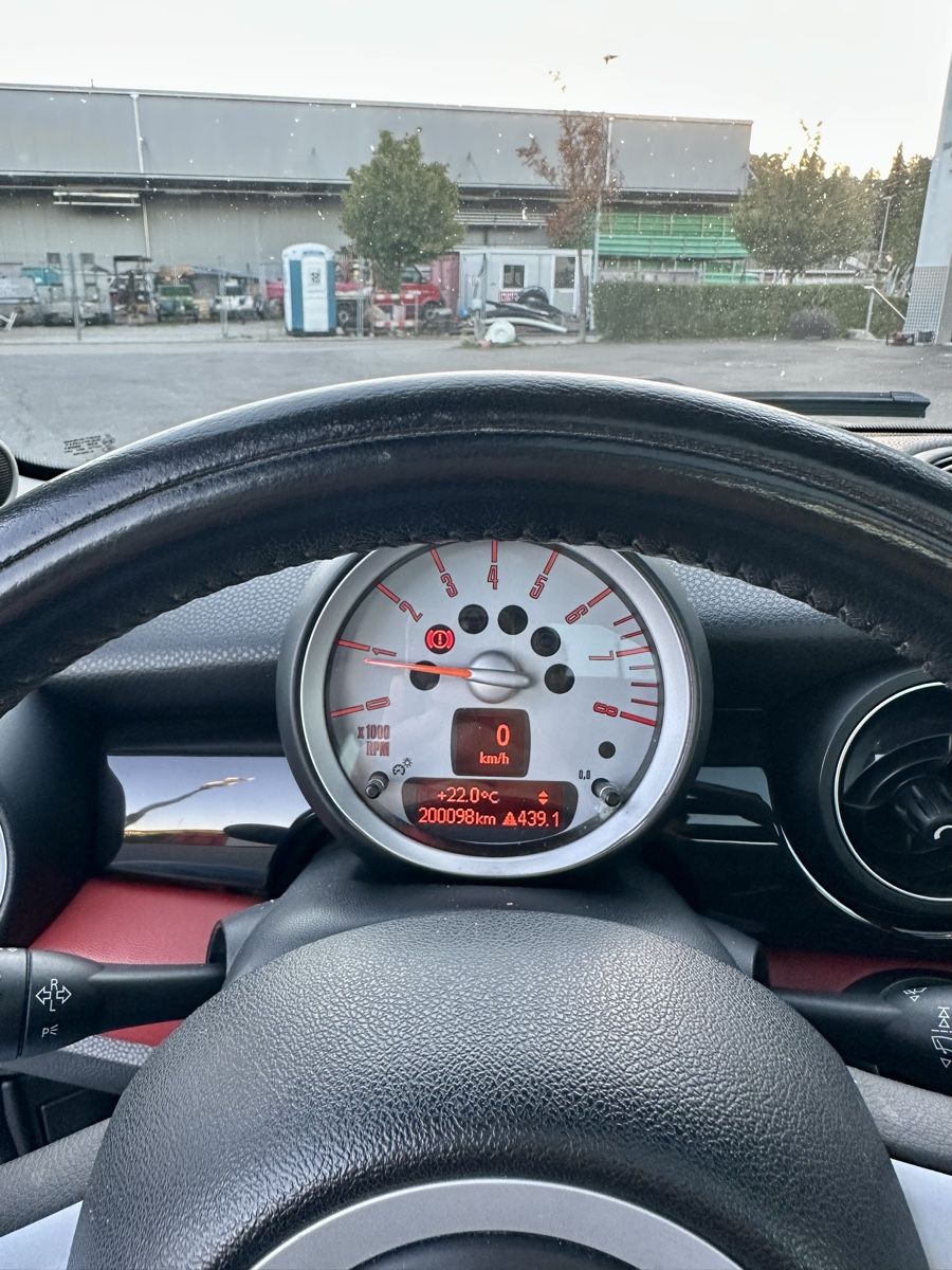 Mini Autos: Mini Cooper S R56 – Défectueux à Zeiningen par luc_z8vd 7