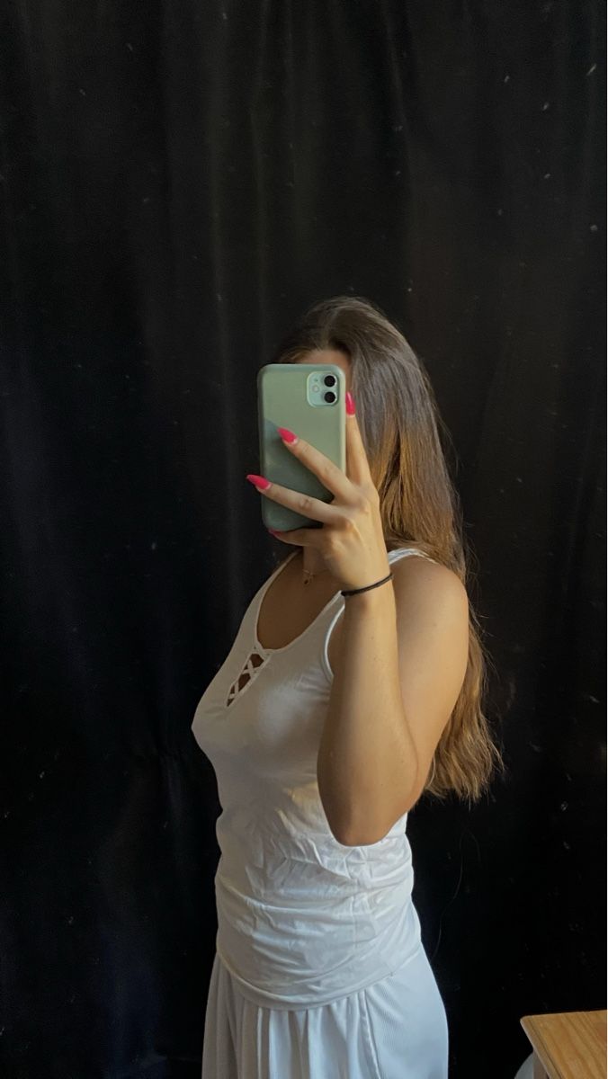 Tally Weijl Tops: white ruched sleeveless top – Gebraucht aus Fribourg von jen_6vlt 1