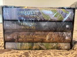 J.R.R. Tolkien Fantasy Buchbox 4 Teile NEU & OVP