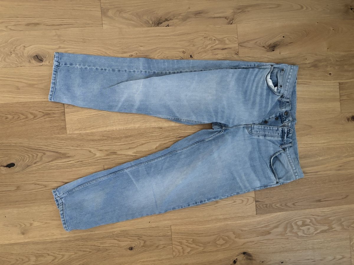 Carhartt Jeans: Jeans Carhartt – Usato da Buch am Irchel venduto da BuAmIr84