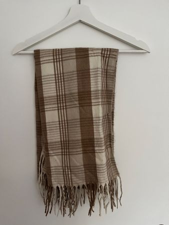 Scarf - Brown and White Check - Winter 🧣