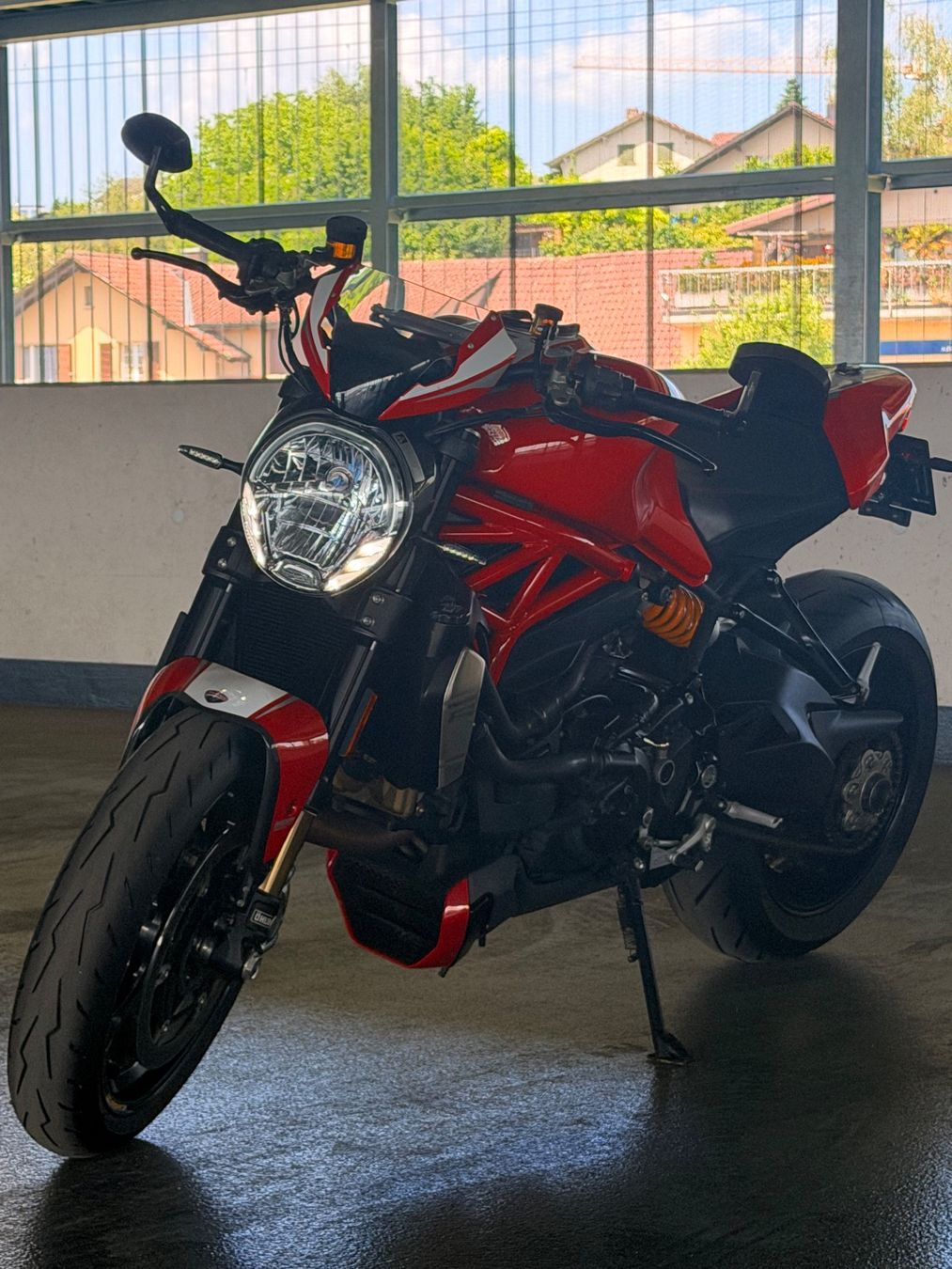 Ducati Strada: Ducati Monster 1200R – Usato da Sugiez venduto da PatrykP