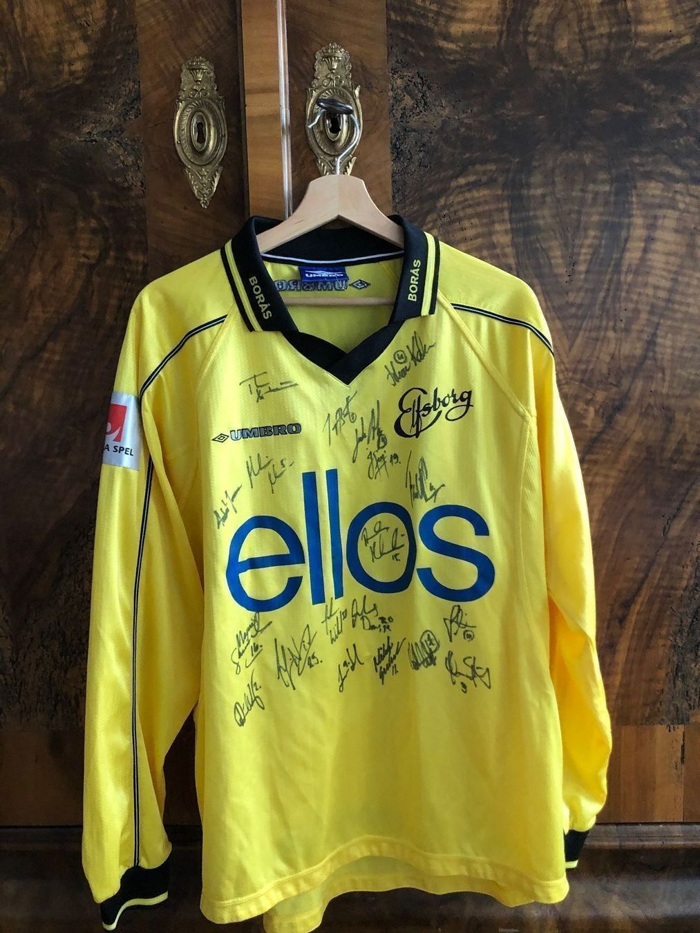 Canottiere & Pantaloni: If Elfsborg Boras Trikot Schweden – Usato da Appenzell venduto da classiccyclingkits