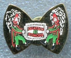 QUATSCH KOMODE Clique  1982