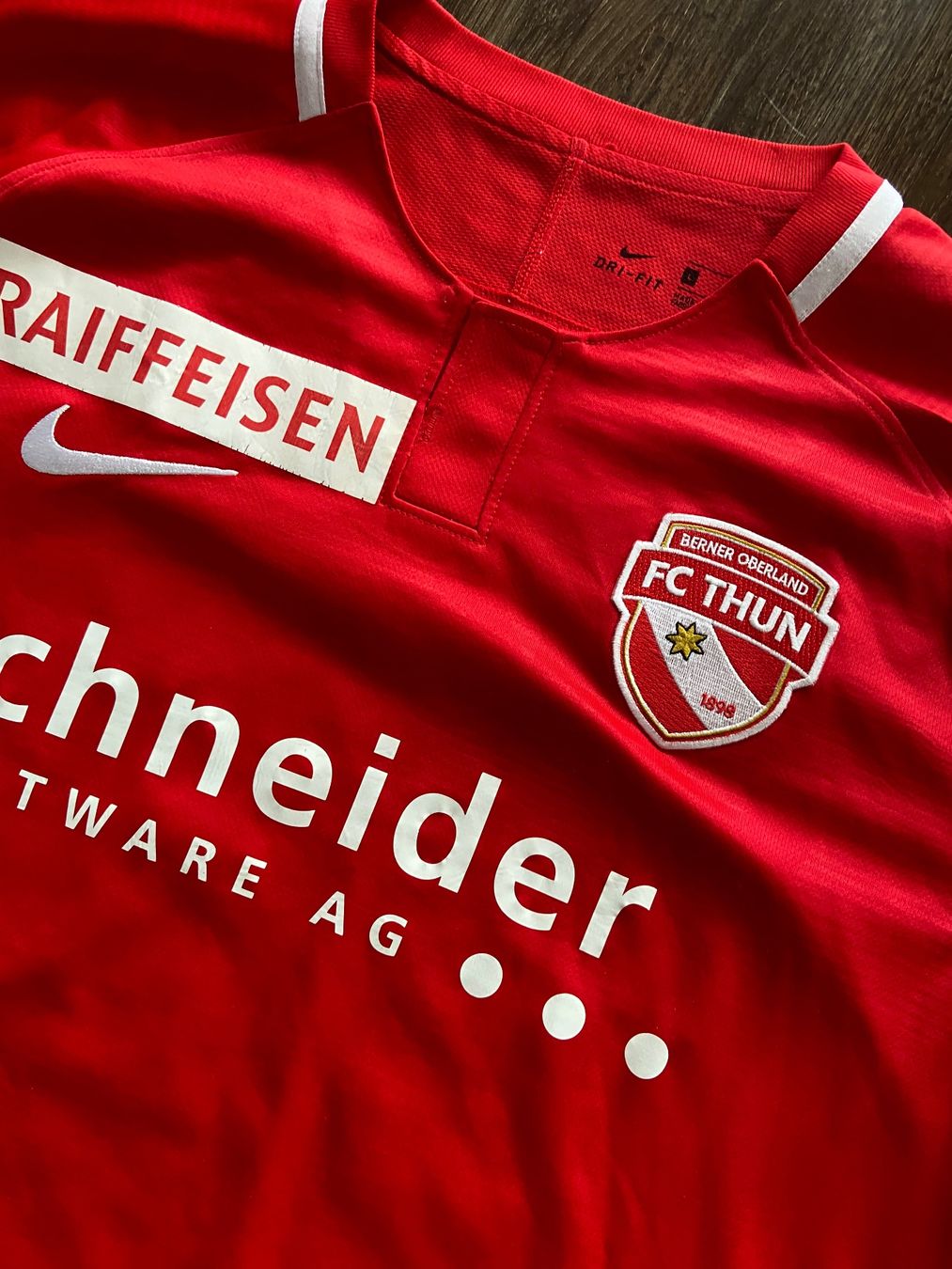 Nike Canottiere & Pantaloni: FC Thun Trikot Gr. L / Costanzo – Usato da Muttenz venduto da bargain_hunter 1