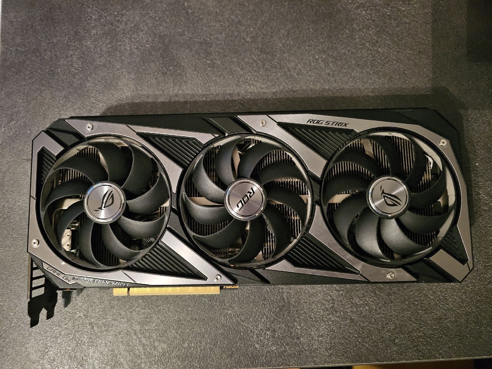 Asus Schede grafiche: ASUS ROG Strix GeForce RTX 3060 12GB – Usato da Neuhausen venduto da rpy_h2b8