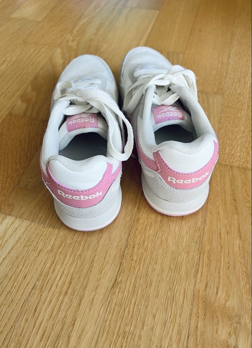 Reebok Scarpe per ragazze: Reebok 34 Classic Sneakers beige – Usato da Burgdorf venduto da rulan 3