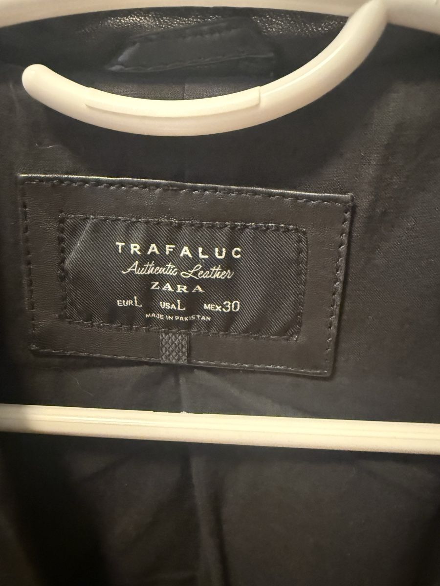 Zara Jacken: Lederjacke Zara  – Gebraucht aus Siebnen von Body23 3