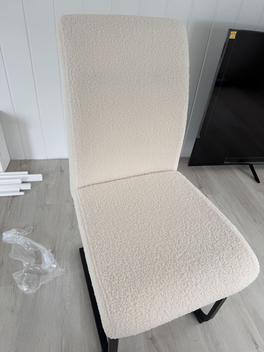 Sedie: Esszimmer Stühle 4 Stück Set – Nuovo e nell'imballaggio originale da Spreitenbach venduto da Je_3011
