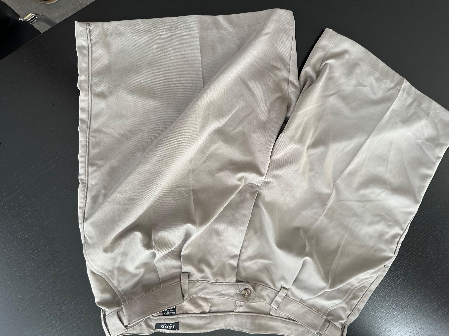 Pantaloni: Izod Golfhose – Usato da Rotkreuz venduto da ang_s7kc 1