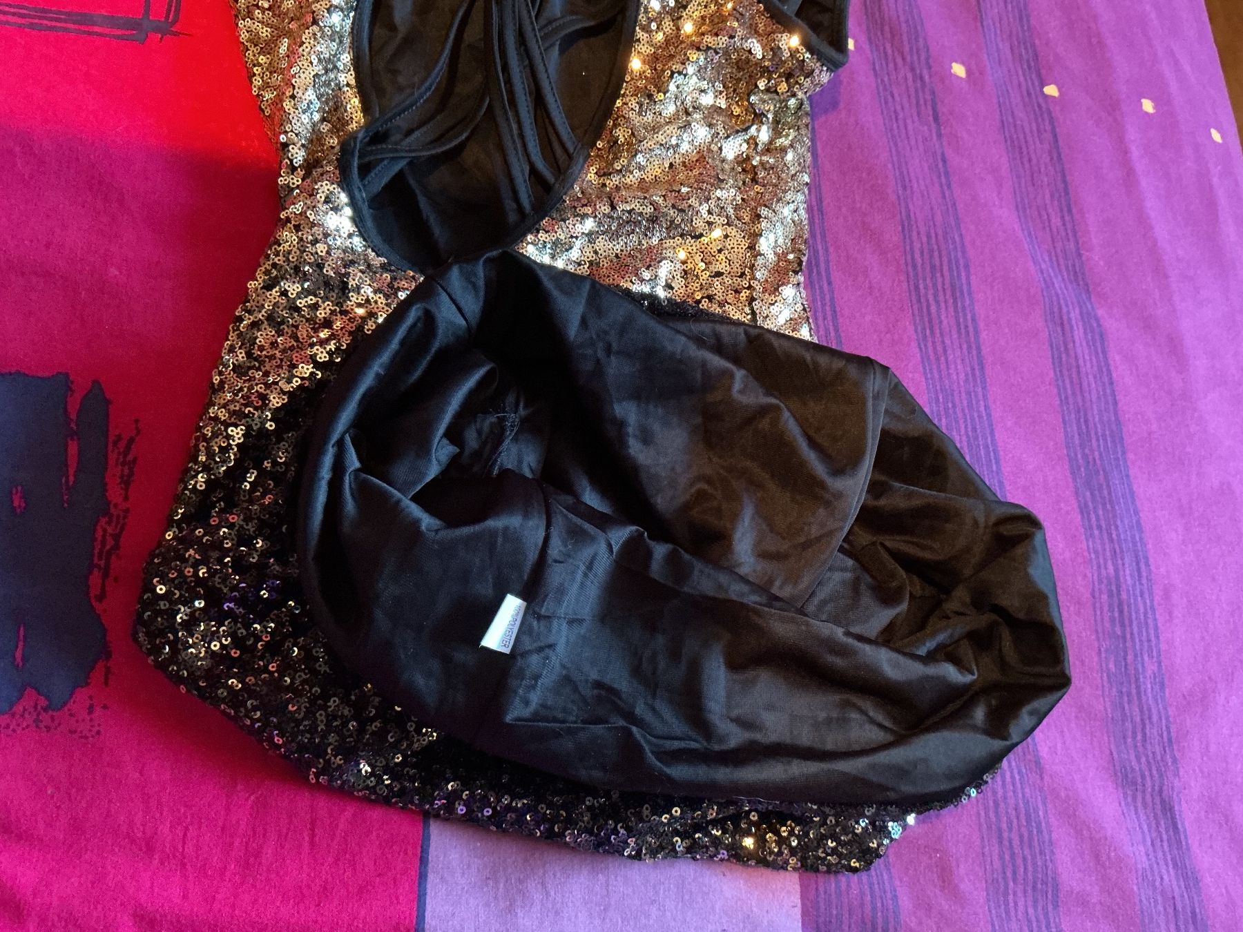 Vestiti: ROBE à Sequins - Taille S (petit M) – Usato da Le Lignon venduto da Gwen77 6