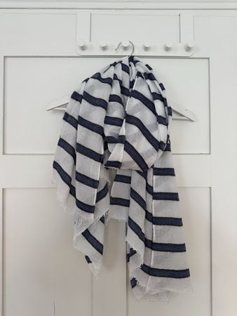Damen Halstuch gestreift weiss-blau
