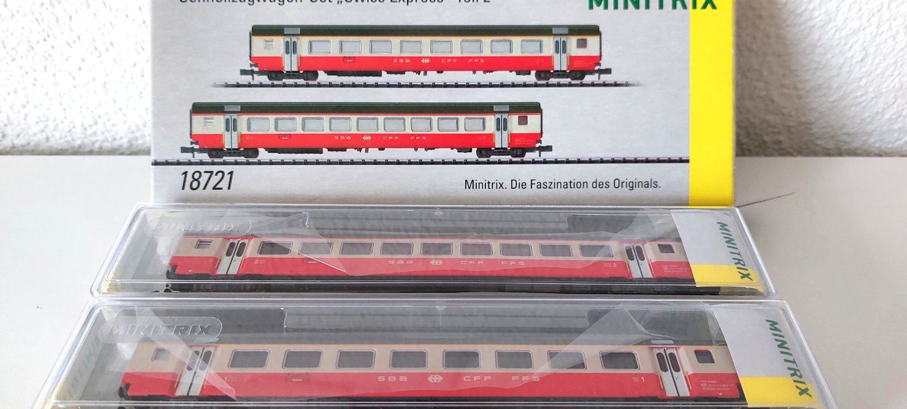 Trix Modelleisenbahnen: MINITRIX N SBB SCHNELLZUGWAGEN-SET 2 SWISS EXPRESS 18721 – Neu und originalverpackt aus Biberist von Ntrains 3
