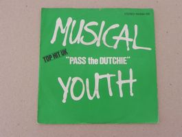 Single Brit. SKA Reggae Musical Youth 1982  Pass the Dutchie