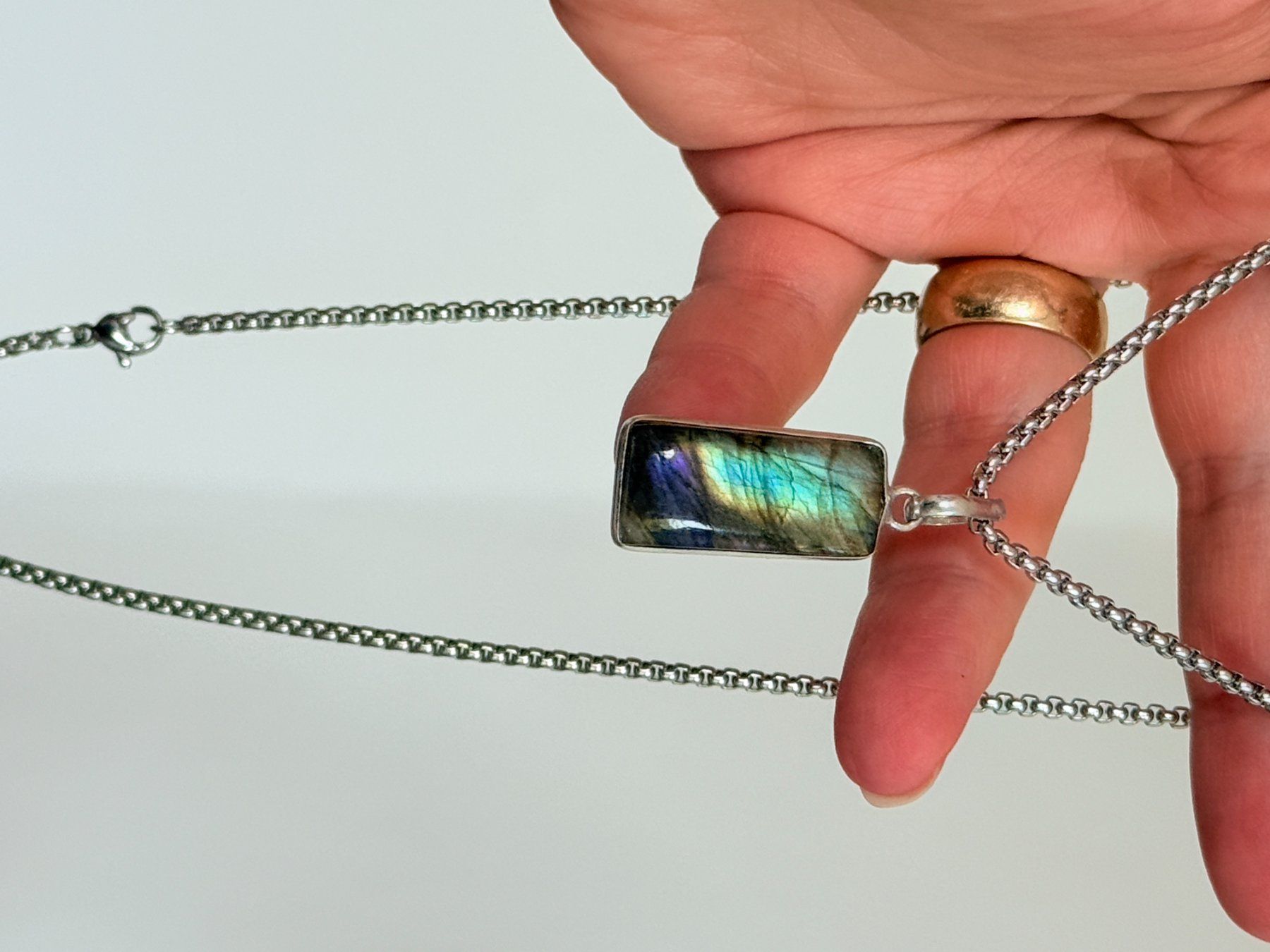 Ketten: Collier avec Labradorite – Neu und originalverpackt aus Genève von AWWA 9