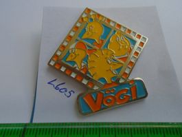 1 Schöner Vögi Pin (L605)