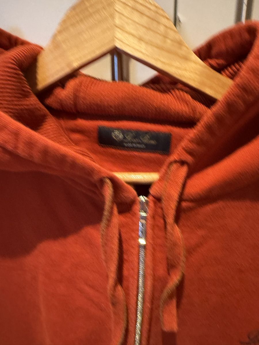 Loro Piana Maglioni & Felpe: Loro Piana Hoodie Red – Usato da Genève venduto da SG_73 2