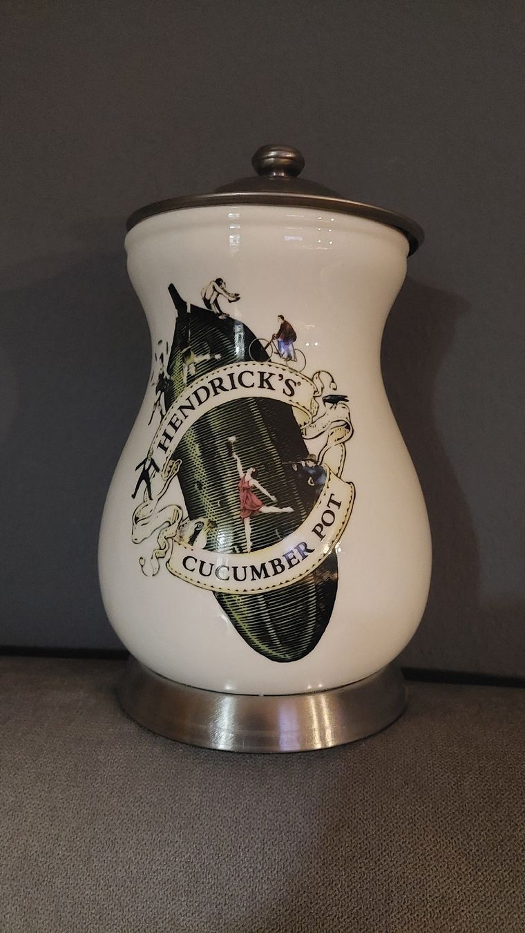 Tutte le decorazioni: Hendrick's Cucumber Pot – Usato da Luzern venduto da alligator01