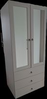 Kleiderschrank 