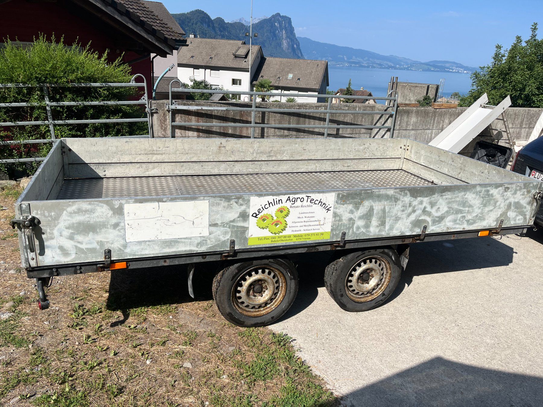 Heinemann Remorques: Sachentransportsnhänger – Défectueux à Vitznau par Pir_8bmv