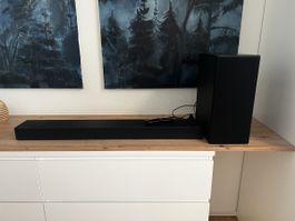 LG Soundbar mit Bass