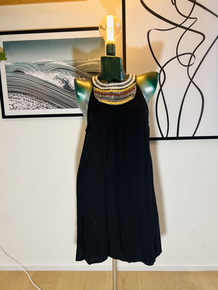 Vero Moda Kleider: Boho Sommerkleid Gr. XS mit Stickerei – Gebraucht aus Murten von Rebelle_en_Style