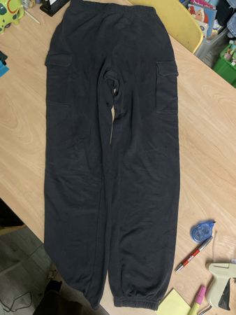 H&M Cargo Trainerhose dunkelgrau Gr. 146 Neu 