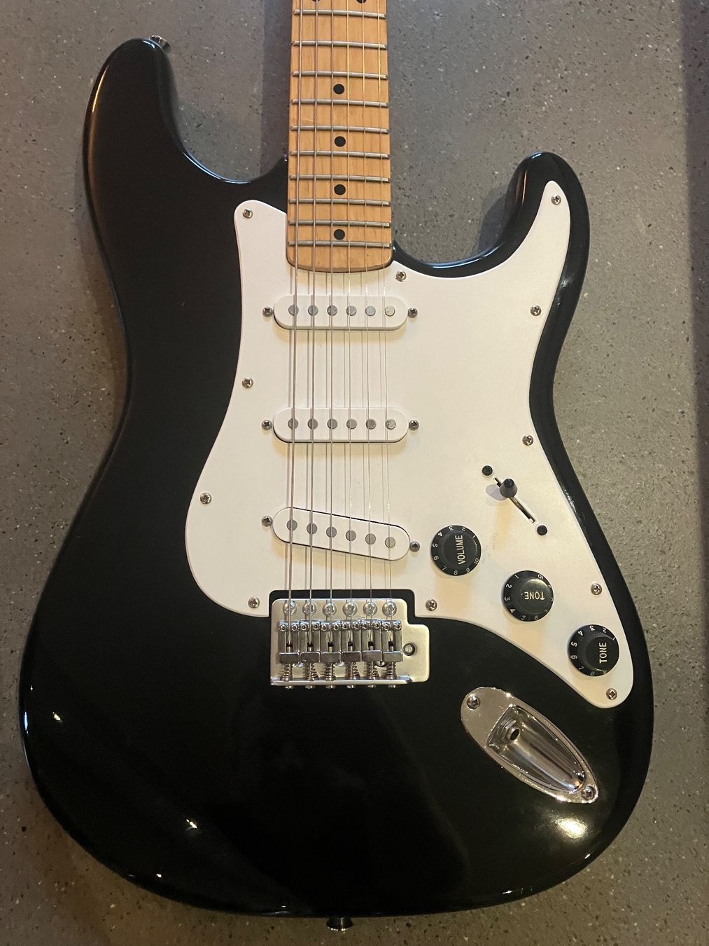 Tutte le decorazioni: „Dekorations“ - Gitarre – Nuovo (secondo la descrizione) da Kandergrund venduto da RHLF 2