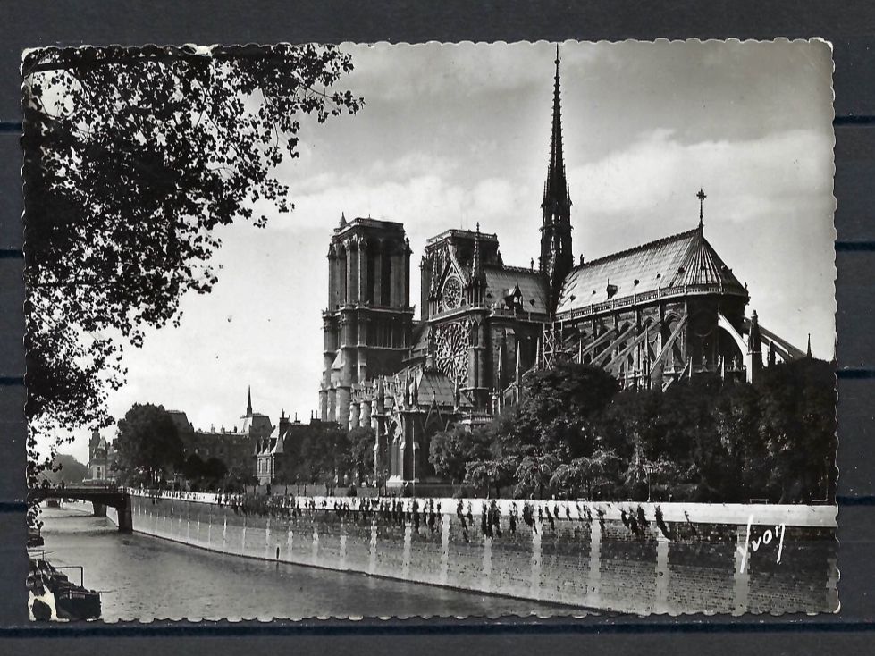 Cartoline postali: Postkarte Paris - Notre-Dame - 1939 – Usato da Bronschhofen venduto da Imsr