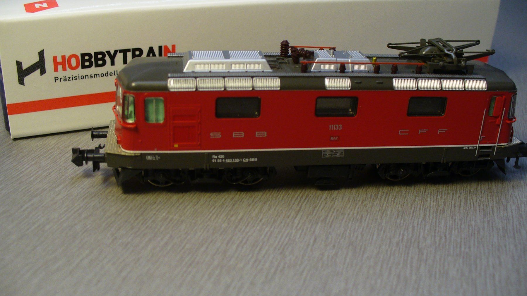 Hobbytrain Modellini di ferrovie: Hobbytrain H3026 SBB Re 4/4II – Difettoso da Montagnola venduto da Lemans1 1