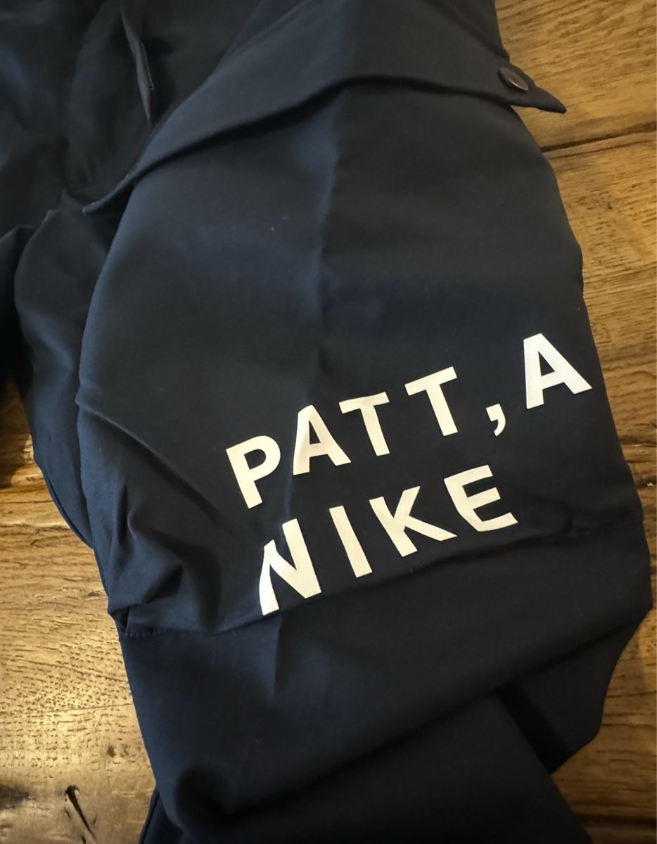 Nike Pantaloni: Nike x Patta Cargohose – Usato da Zürich venduto da sell_my_stuff