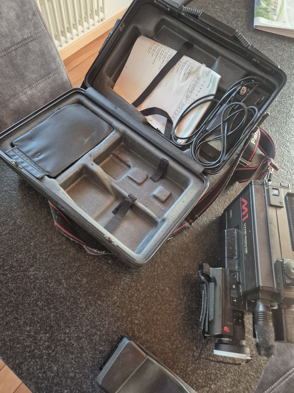 Panasonic Videocamere: Panasonic VHS movie M1 – Usato da Schaffhausen venduto da beny06 2