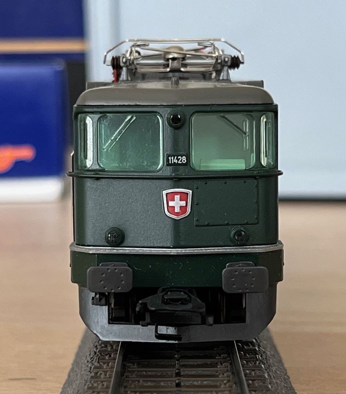 Märklin Modellini di ferrovie: Märklin Ae 6/6 und Re 460 - AC digital – Usato da Winterthur venduto da dond1 4