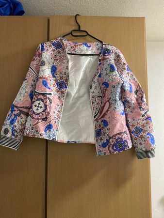 Sommer Jacke von MUXNN, Grösse M, Top Zustand!