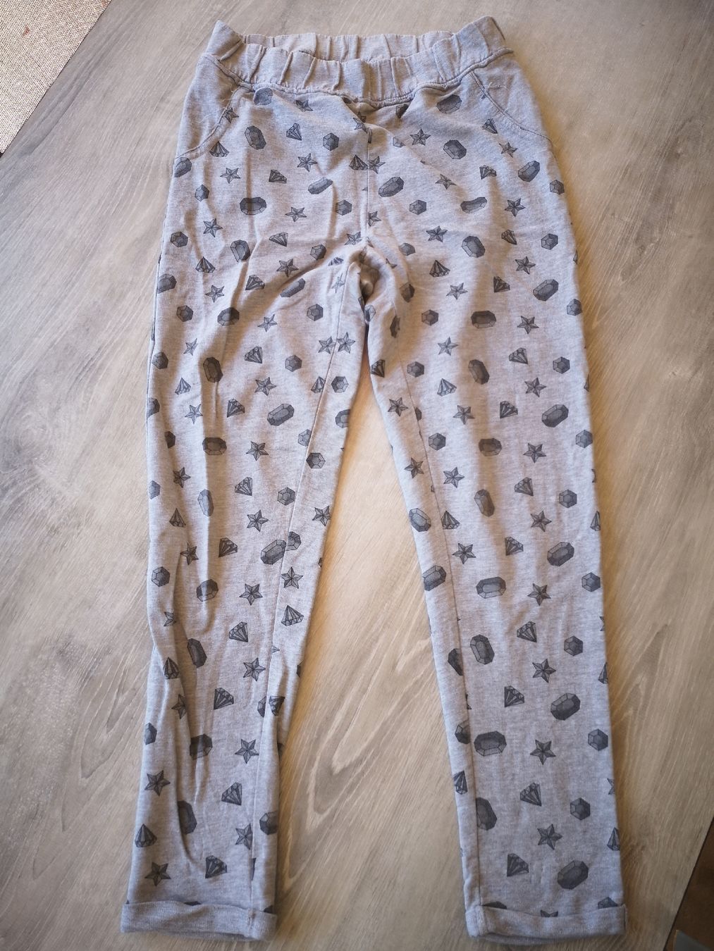 Pantaloni: Trainerhose Gr 164 – Usato da Vordemwald venduto da Esel04