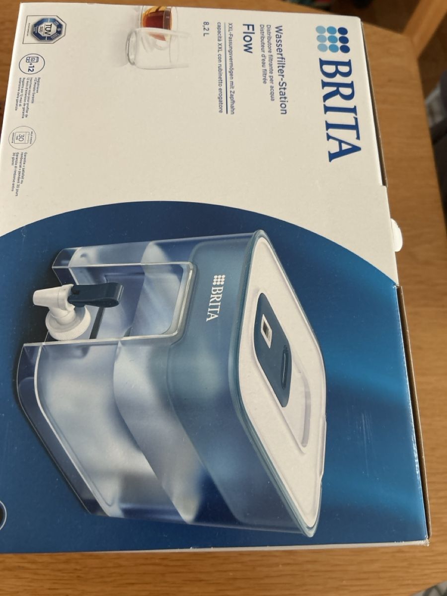 Sanitari: BRITA Wasserfilter-Station Flow 8,2L neu – Nuovo e nell'imballaggio originale da Nussbaumen AG venduto da van_9lxz