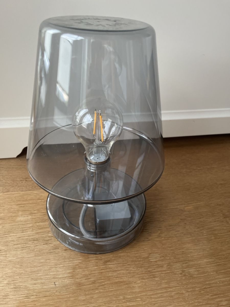 Fatboy Lampade: Fatboy Lampe in transparentem Grau – Nuovo (secondo la descrizione) da Stetten SH venduto da sel_sc6g