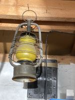 Alte Antike Petrollampen