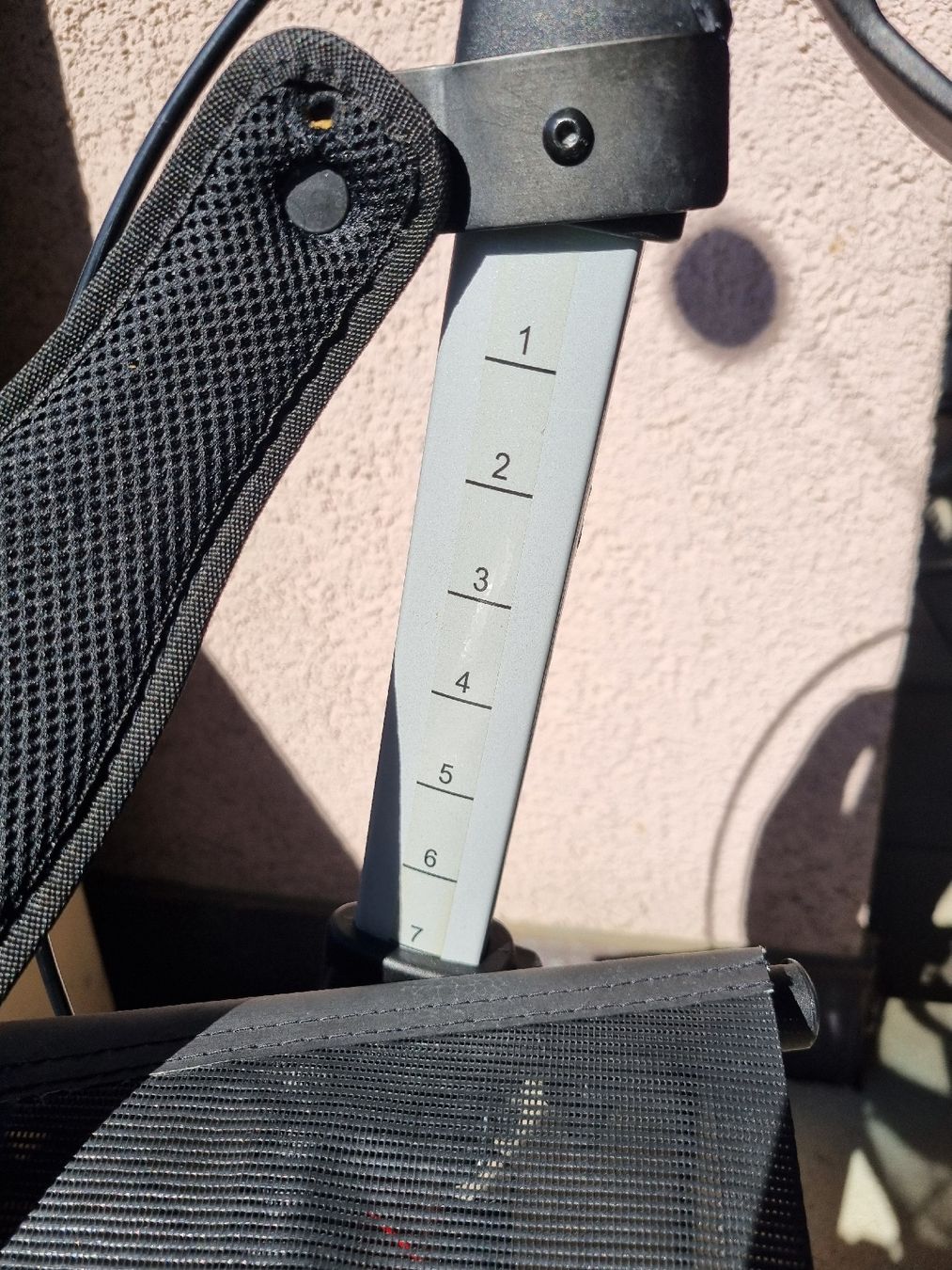 Gehhilfen: Rollator Birkenrot, klappbar mit Tasche – Gebraucht aus Laupen BE von Bombers 4