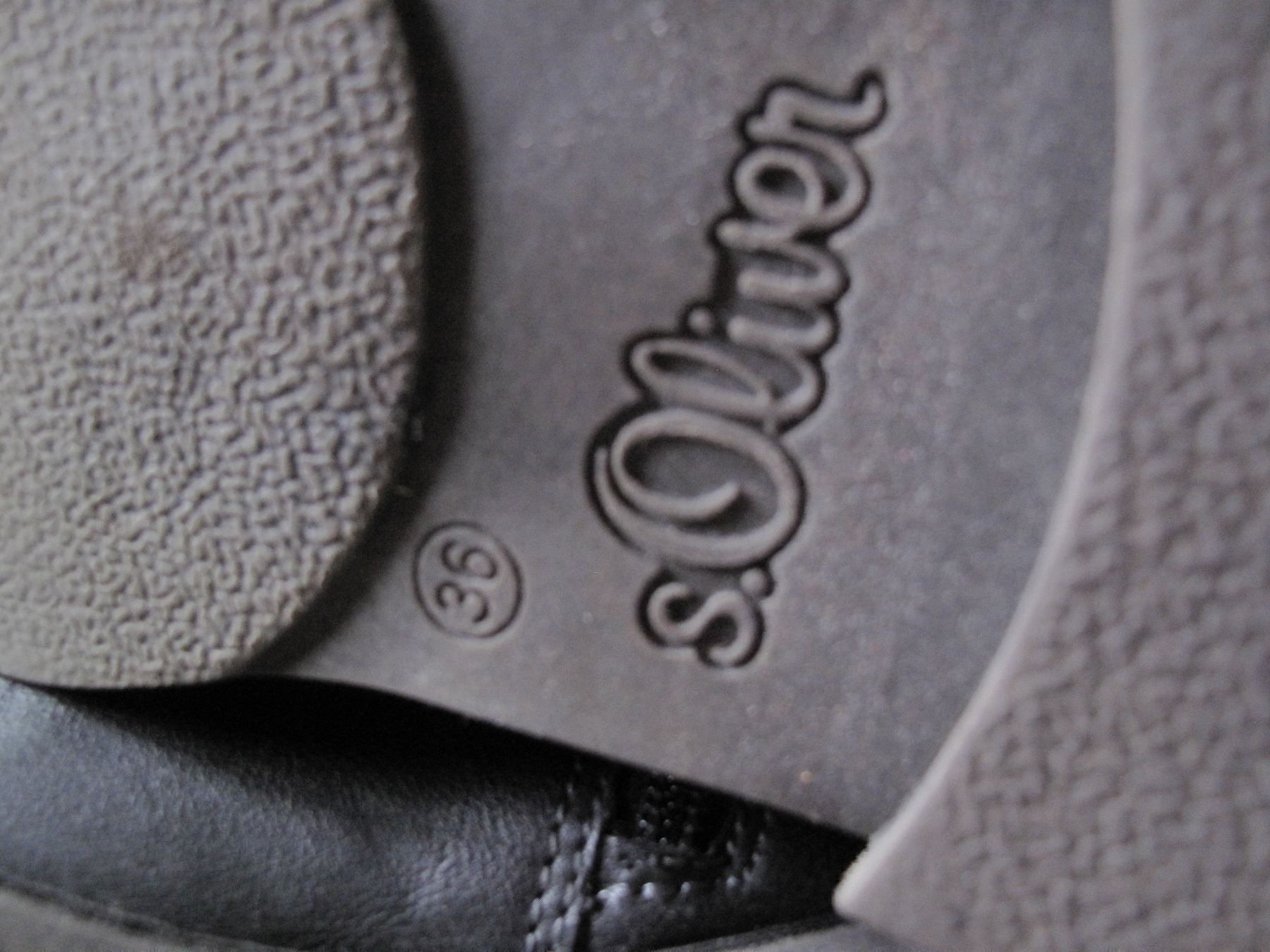 S.Oliver Chaussures femmes: S. Oliver Stiefel Gr.36 dreimal gebraucht – D'occasion à glarus par Engel_888 2