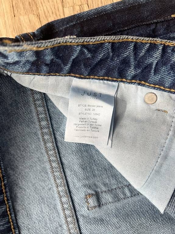 Jeans: Jeans von Just Grösse 28 – Usato da kriens venduto da inf_9fnc 2